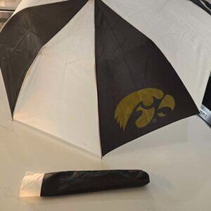 University of Iowa Hawkeyes Umbrella Auto Open Compact Wind Reflex Frame NEW
